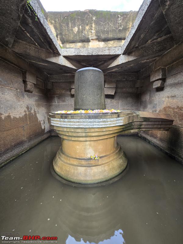 tourist places near hampi temple